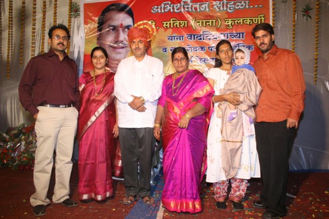 1st image description