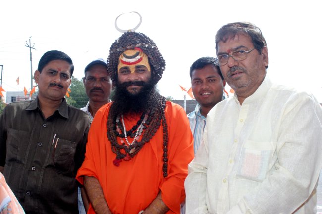 1st image description