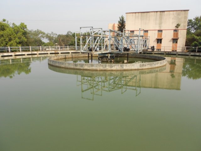 पहिल्यांदा निवडून आलो तेव्हा १० टेंकर ने वार्डला पाणी पुरवठा होत होता. परंतु आज मितीला गांधीनगर येथे चार पाण्याच्या टाक्या दोन मोठे जल शुद्धीकरण केंद्र कार्यान्वित झालेले असून पखाल रोड येथे २० लक्ष लिटरचा पाण्याचा मोठा जलकुंभ व वडाळा चौफुली जवळील मारुती मंदिराजवळ अजून एक, असे दोन जलकुंभाचे भूमिपूजन नुकतेच करण्यात आलेले आहे.