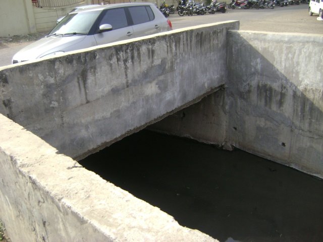 अशोका मार्ग, वडाळा मार्ग, भाऊसाहेब हिरे नगर, बोधले नगर, विजय ममता मागील परिसर व टागोर नगर परिसरात पावसाळ्यात पावसाळी पाण्याचा निचरा होण्यासाठी मोठ्या व्यासाच्या पावसाळी गटार योजना राबवून पावसाळी पाण्याचा प्रश्न भविष्यात येणार नाही याचा पूर्ण बंदोबस्त केला.वॉर्डातील बजरंग वाडीचा नाला टप्याटप्याने बॉक्स कल्व्हर्ट करण्याचे काम प्रगती पथावर आहे.